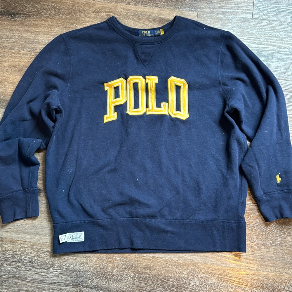 Men’s sweater